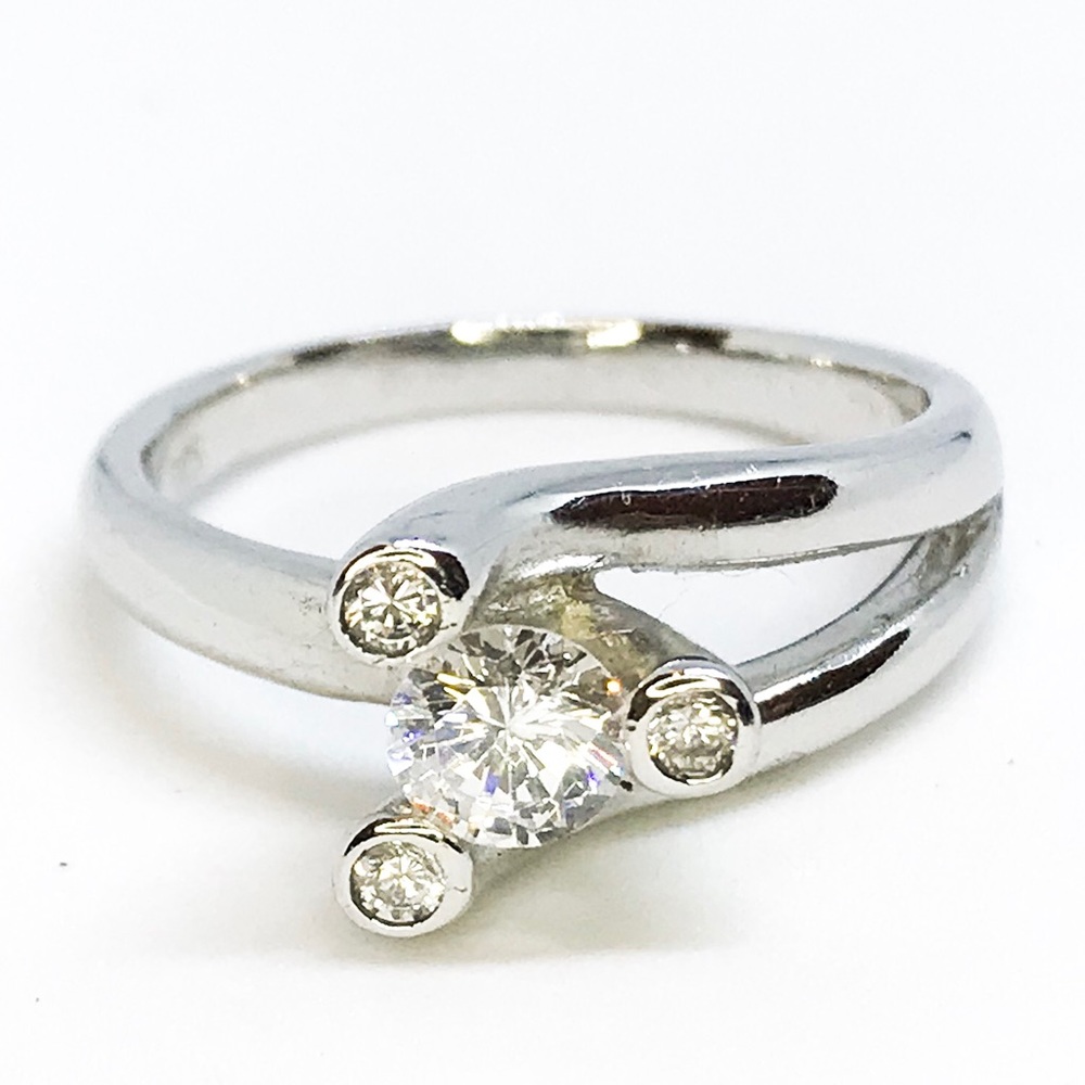 NEW Sterling Silver Triangular Ring